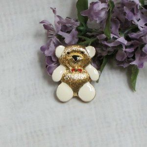 Vintage Brooch Teddy Bear Gold Tone & Beige Enamel Cute Pin
